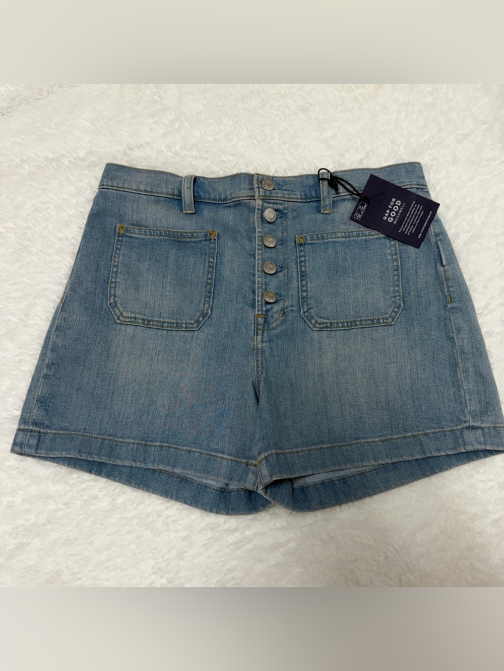 NWT GAP High Rise 4” Button Fly Denim Shorts Size 29